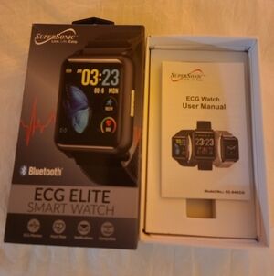 Elegant Black Smartwatch with Mesh Band